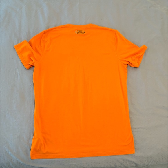 Under Armour Men’s Orange T-shirt - Picture 3 of 3